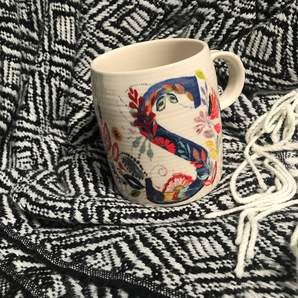 Anthropologie Petal Palette Monogram S Mug Stella - Picture 3 of 8